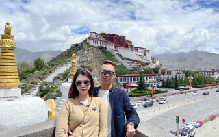 带爸妈去西藏报团大概多少钱？3个人去西藏跟团游费用要多少？