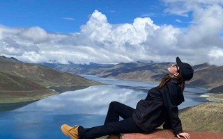四月跟团去西藏旅游要准备多少钱？四月跟团去西藏旅游报价多少？