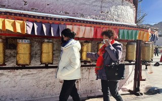 三月份去西藏报团旅游多少钱？三月去西藏跟团旅行一次要多少钱？