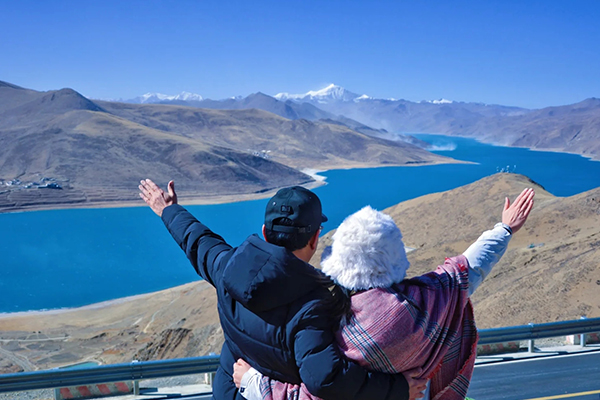 3月带爸妈去西藏报旅游团怎么样